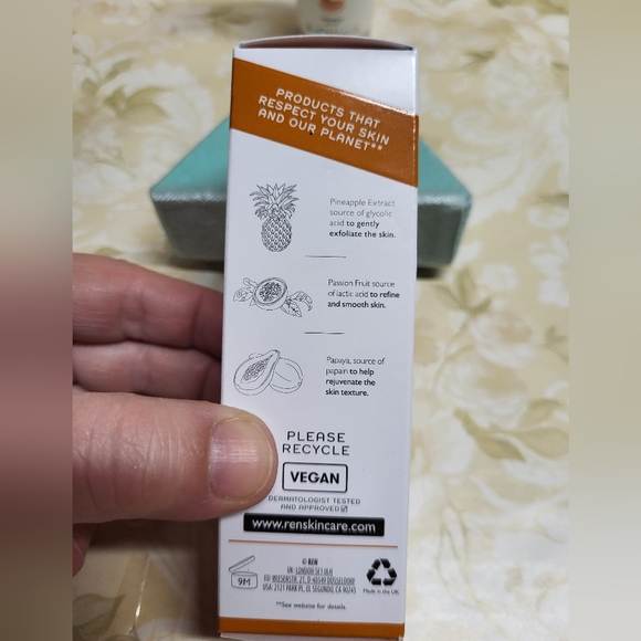 REN Glycol Lactic Radiance Renewal Mask, NIB - Picture 5 of 9
